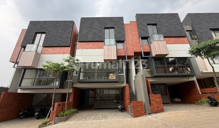 Rumah Mewah Murah di Kebayoran Baru Cipete 4 LT Dalam Cluster