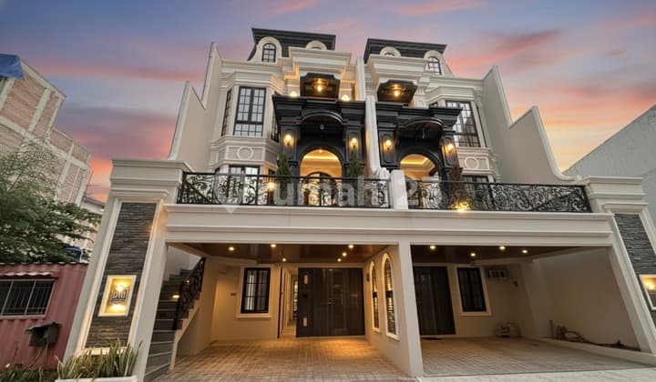 Rumah 4 Lantai Private Pool di Jagakarsa Jakarta Selatan Cluster