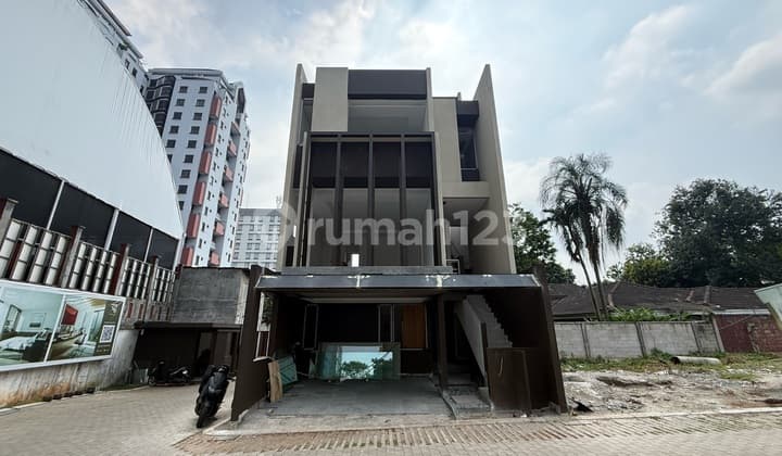 Brand New House Modern 4 Lantai di Cilandak Dekat MRT Cipete Raya