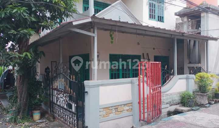 For Sale Super Cheap House in Cirarab Karawaci, Can Be Used for Boarding