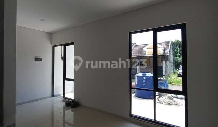Dijual Rumah Brand New di Nusaloka, Bsd City