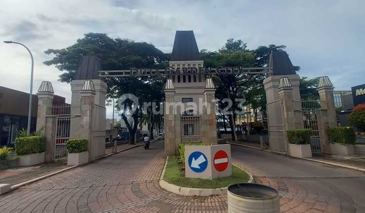 Rumah Strategis Dijual Cepat (Nego)