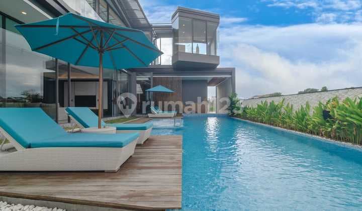 Luxury Villa In Umalas - Ocean & Rice Field View - 5Br
