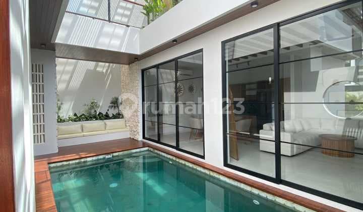 Brand New Modern Tropical Villa - Pererenan / Tumbak Bayuh