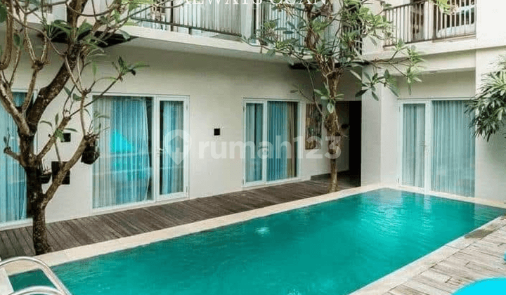 Hotel Bintang 3 dengan 24 Kamar Tidur Lokasi Seminyak Dijual