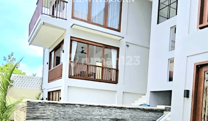 Luxury Villa Lokasi Nusa Dua dengan 5 Kamar Tidur Dijual