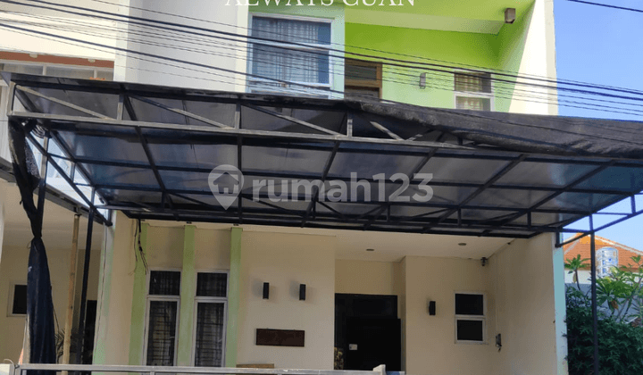 3-Story Semi-Furnished House in Taman Griya Jimbaran Location