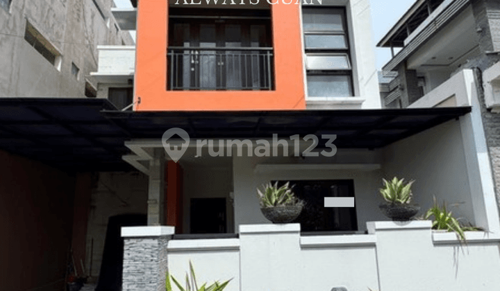 Di Jual Rumah 2 dengan 3 Kamar Tidur Area Renon Bali