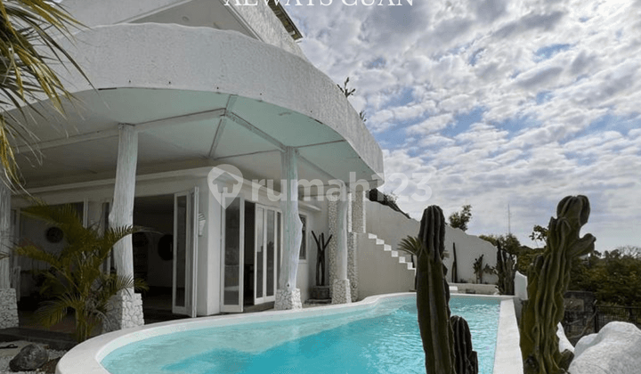 White Villa Area Gwk dengan Pemandangan Bandara dan Patung Gwk