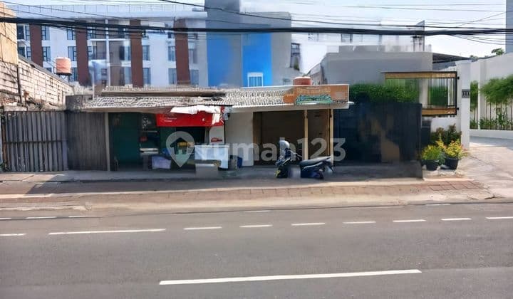 Dijual Tanah Usaha Tepi Jalan Raya Pramuka