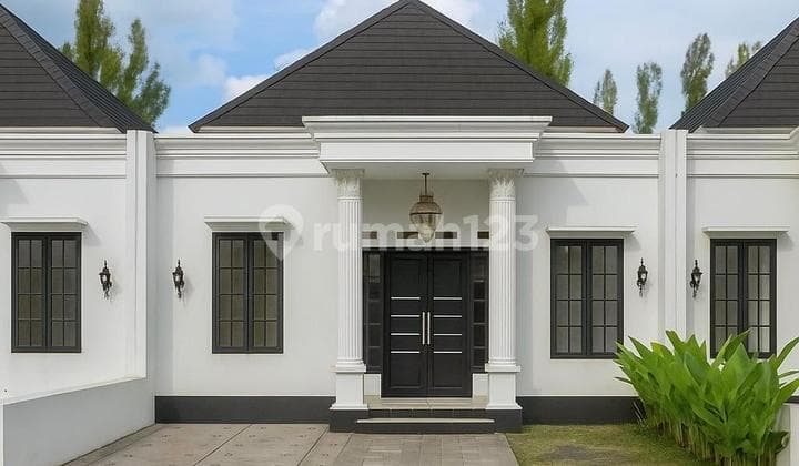 Rumah dengan Design Modern Classic di Sukabangun