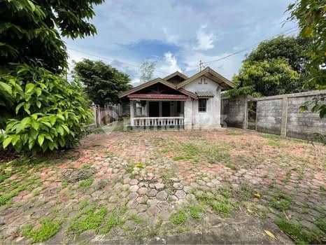 House and Land For Sale Along Provincial Road in South Kalimantan