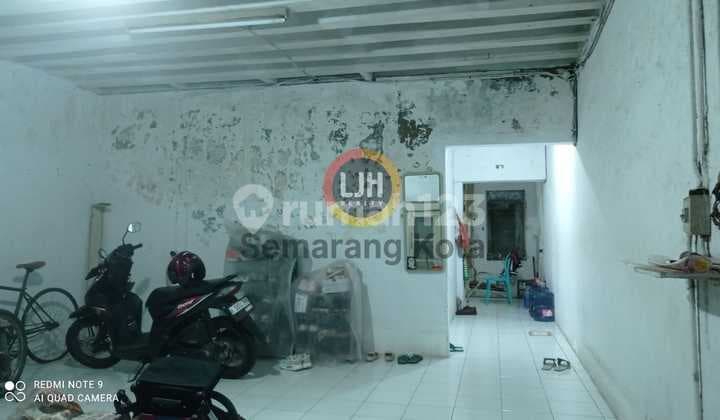 Rumah di Gang Besen