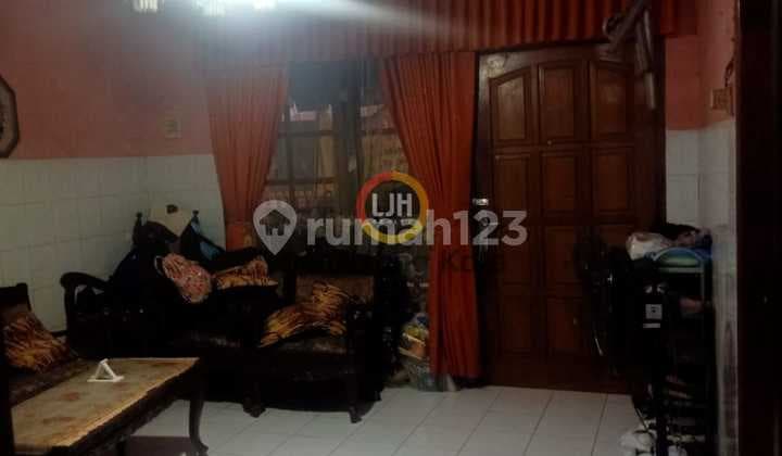 Rumah di Jalan Nakula Raya