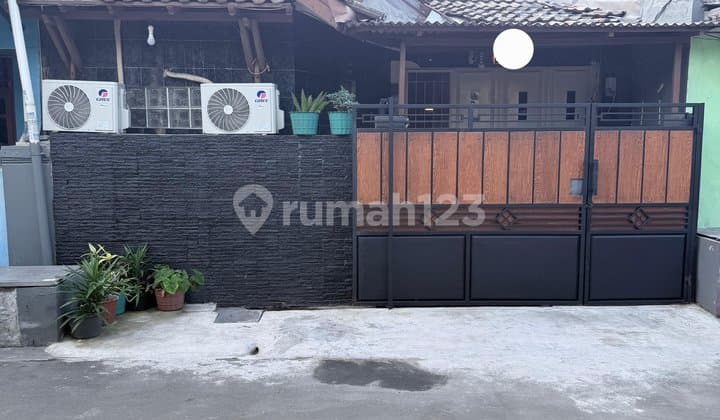 Rumah Dijual Rapi Bebas Banjir