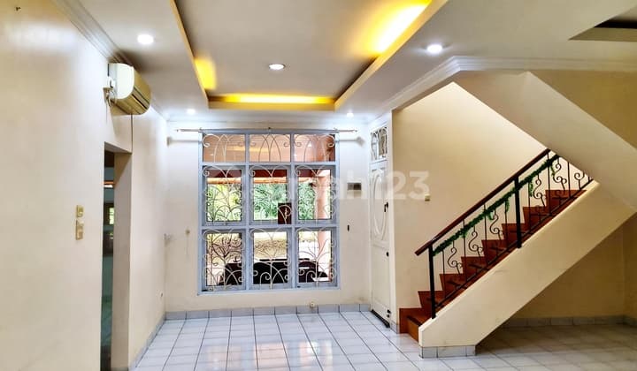 Jual Rumah Semi Furnished di Legenda Wisata Cibubur
