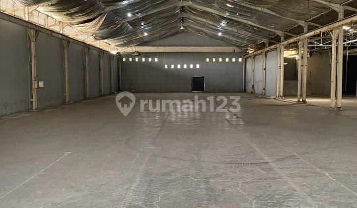 Gudang Kapuk Kamal, Lt 3727 , Lb 2270, Ada Office , 40 Feet, Hrg 2,2 M/thn