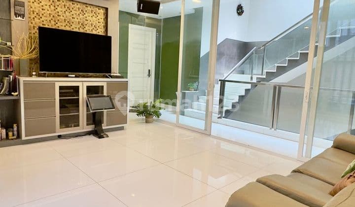 Rumah Sunter Paradise Tahap 1 Hoek, Uk 10X18 M, Lb 400M, Hrg 9 M