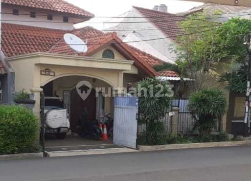 Jual Rumah Siap Huni 2 Lt Dekat Kopi Nako Pamulang
