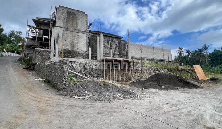Tanah Strategis Lingkungan Villa Private Di Gerih Dekat Dengan Green School Sempidi Mas Ubud