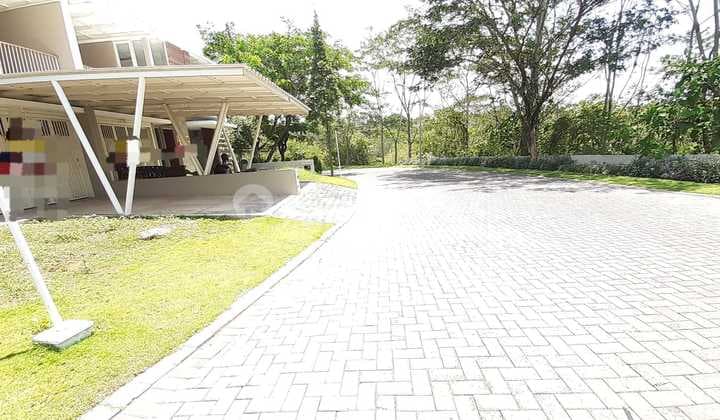 Rumah Mewah Bagus 2 Lantai Siap Huni daerah Tembalang, Semarang