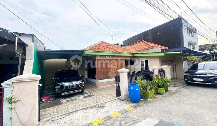 Turun Harga ..Jual Cepat.....Rumah Nyaman, Luas dan Siap Huni di Kebon Bawang Tj Priok Jakarta Utara