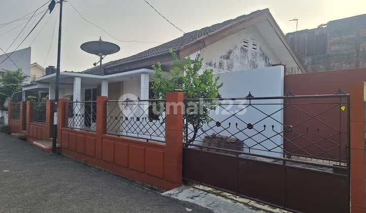 Dijual Cepat Rumah Bagus Di Komplek Wijaya Kusuma Indah Jati Rahayu Bekasi
