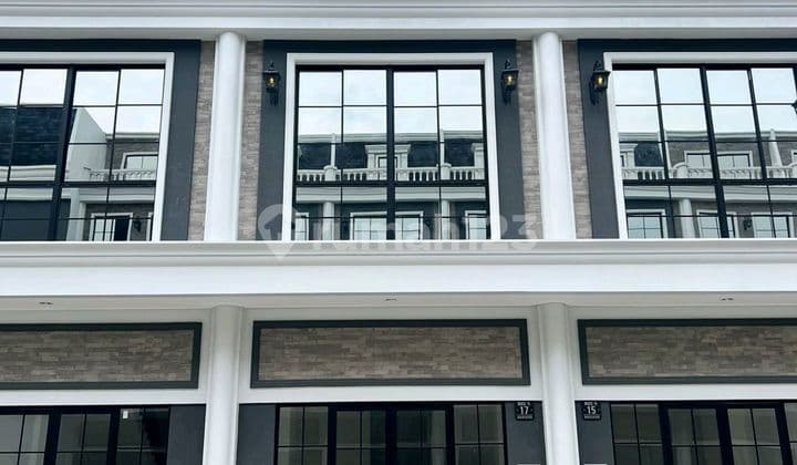 Disewakan Cepat Ruko Pik2 Lokasi Strategis 3 Lantai