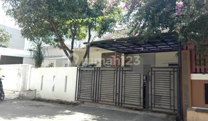 Rumah Terawat Lokasi Setrategis Di Sayap Jalan Kalijati Antapani