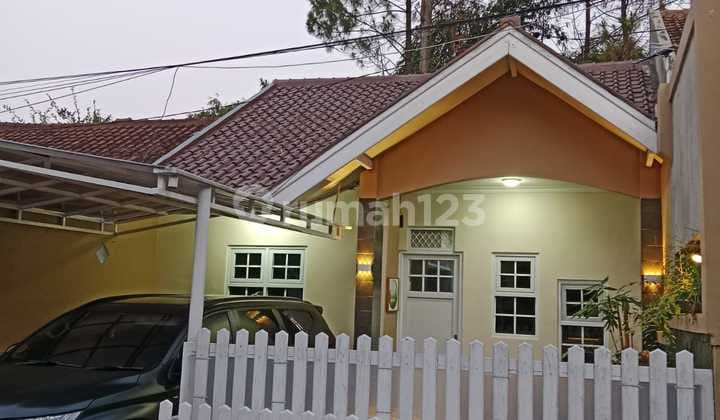 Rumah terawat murah dalam komplek di sariwangi dekat POLBAN