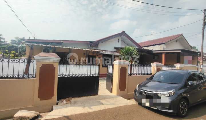 Rumah Luas 287m² di Ciledug: Parkir Nyaman, Akses Mudah ke Jakarta, Bintaro, dan Alam Sutera