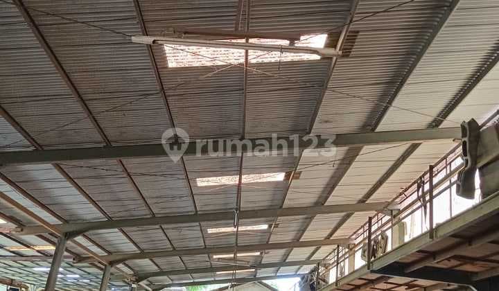 For Rent Land + Ex-Workshop Building on Ciledug Raya - Strategic Location, Suitable for Business