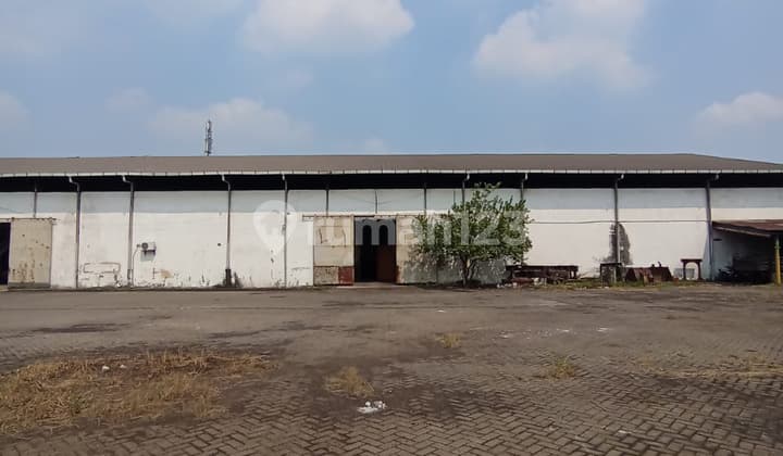 Bil Dijual Gudang di Raya Taman Sidoarjo Siap Pakai