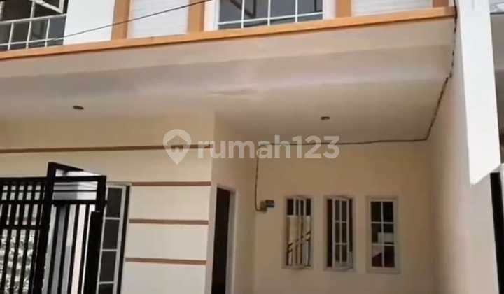 House for Sale Below Market Price in Mulyosari 2 Floors