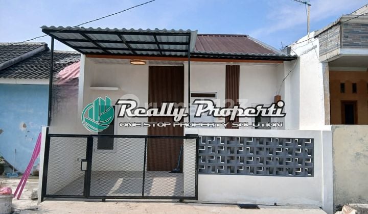 Newly Renovated House for Sale, Ready to Live In, Within a Housing Complex.
