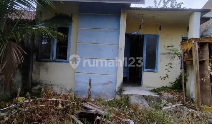 Rumah Dijual - Kondisi Bangunan Lama (perlu Renovasi)