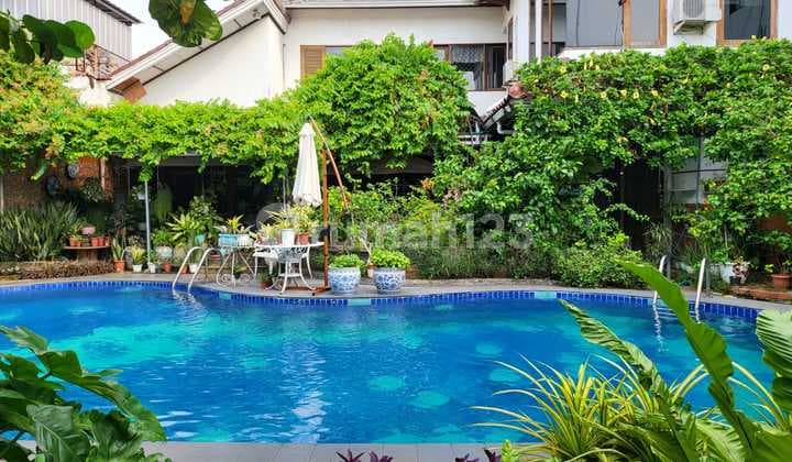 Dijual Cepat Rumah di Jl.h.domang arteri Pondok Indah Kebon Jeruk Jakarta Barat.