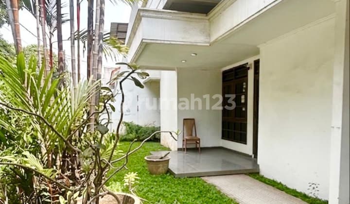 Dijual Rumah Mewah Murah Depan Taman - Cengkareng