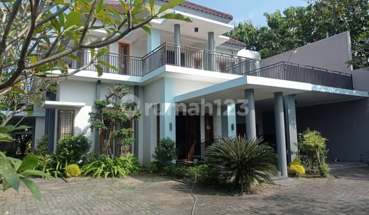 Dijual - Rumah Mewah Tanah 1000M²+ di Area Ngemplak
