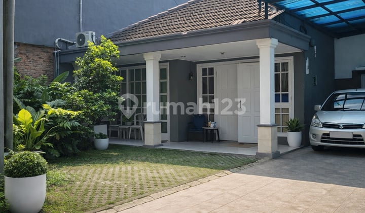 Dijual Rumah Cocok Tempat Usaha Pinggir Jalan Raya Utama