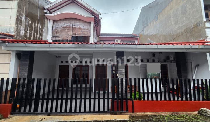 For Sale - Strategic 2-Story House in Pedurungan, Semarang