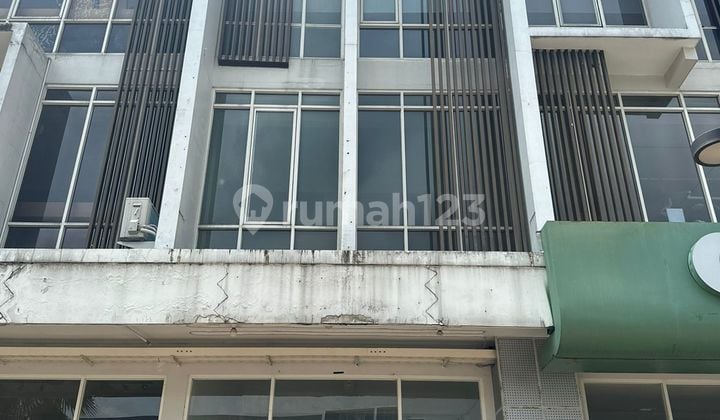 For Rent: Shophouse on Northwest Boulevard, North Citraland