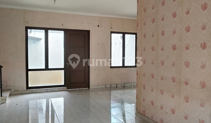 Di Sewakan Rumah Bagus 2 Lantai Dekat Area Perkantoran, Sekolah