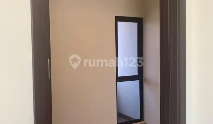Rented Out: Nice House Ready to Live In, Strategic Location