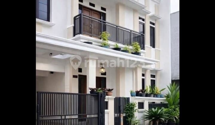 Turun 200 Juta Rumah 2 Lantai, SHM, Dekat Akses Bandara