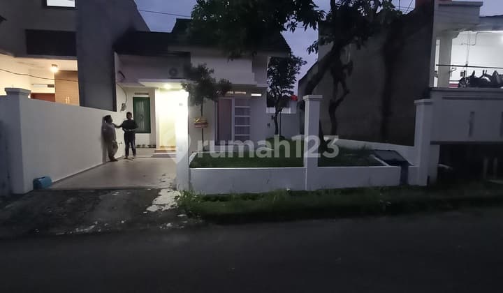 Rumah Bagus di Perumahan Bella Casa Residence, Depok. Dekat Universitas Indobesia (Ui)
