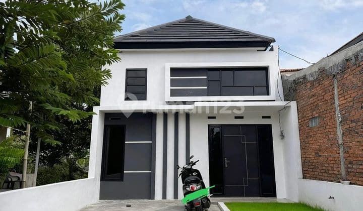Ready-to-Occupy House Near Juanda in Gedangan Sidoarjo, Cash, SHM