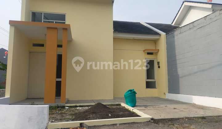Affordable House Near Surabaya in Sidoarjo City, Ready to Occupy