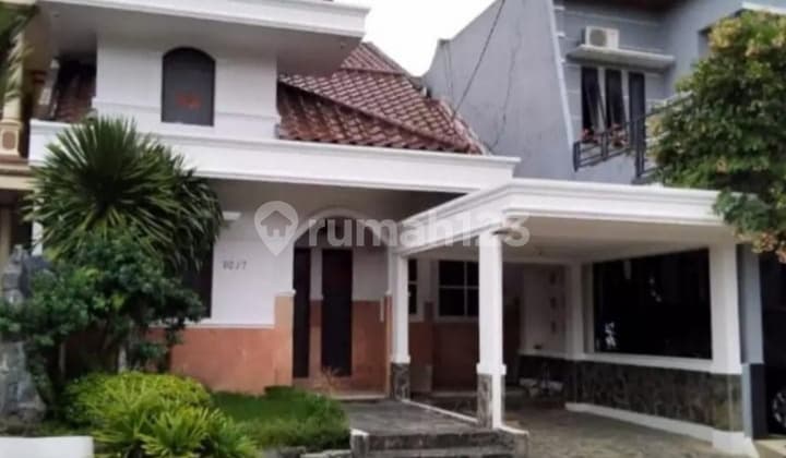 Rumah Minimalis Tengah Kota, Aksesbilitas Baik.