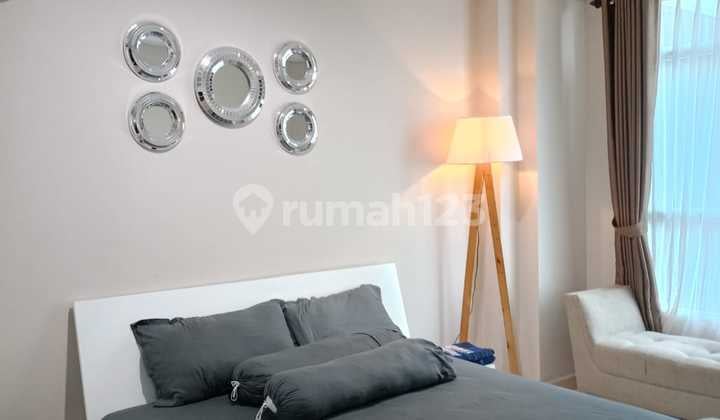 Apartmen Cantik,Strategis, View Laut